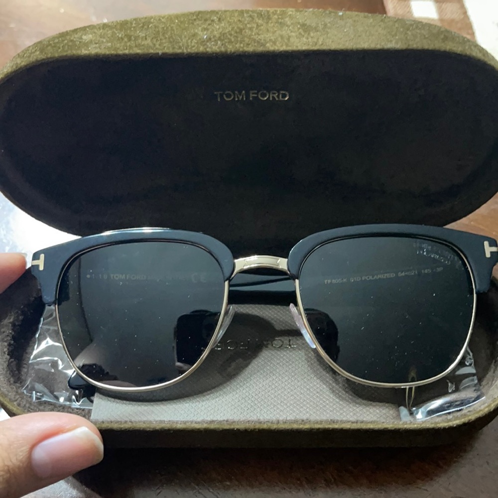 Tom Ford sunglasses 🕶